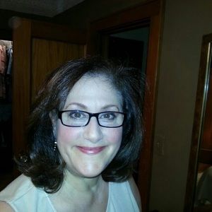 Meet your Posher, Carol